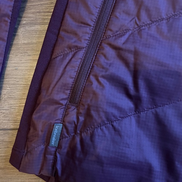 Ladies Icebreaker Merinoloft Jacket - Burgundy - size XS - Like New - Picture 2 of 9
